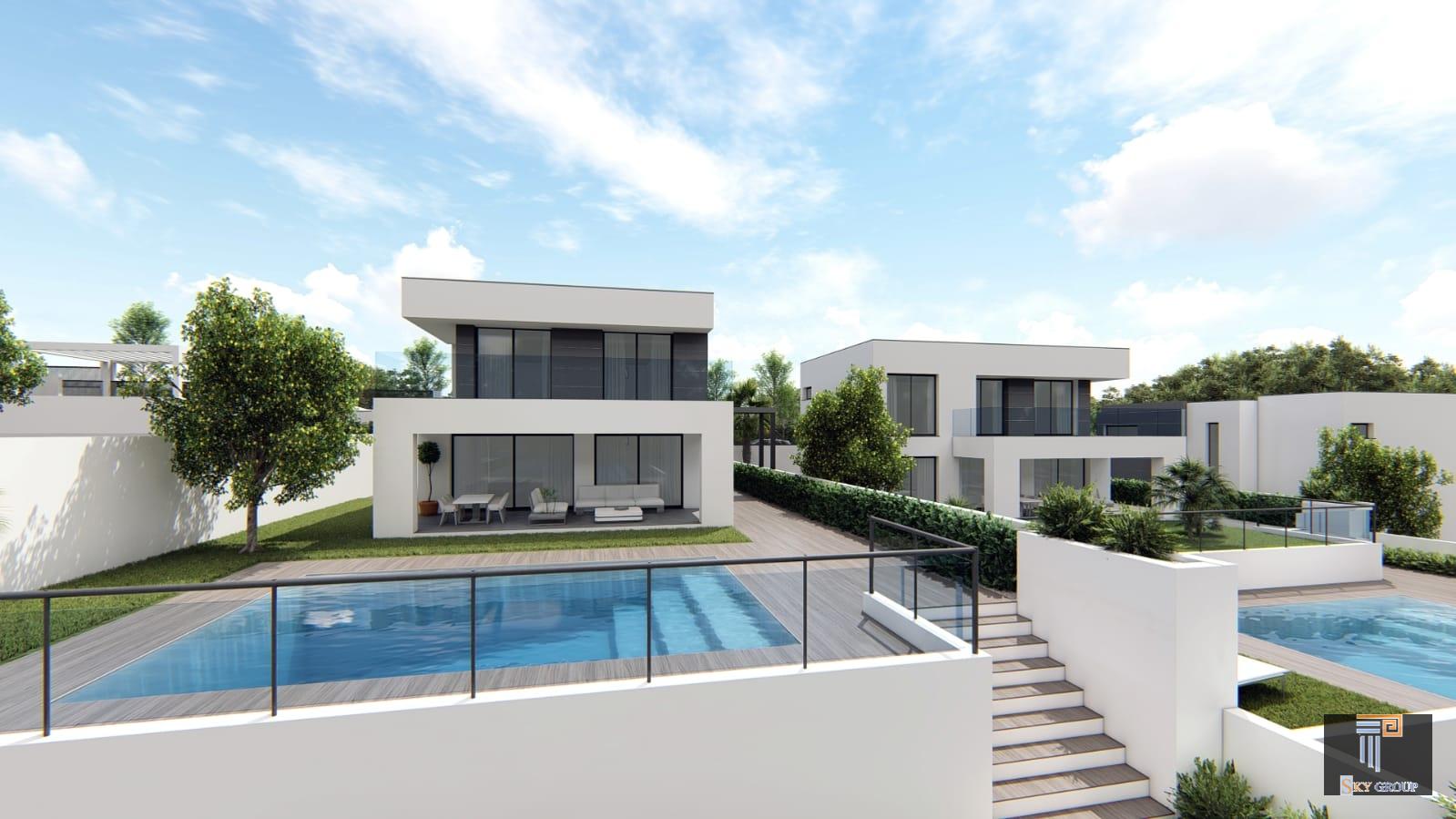 Luxury Villa for sale in La Duquesa, 460.000 €