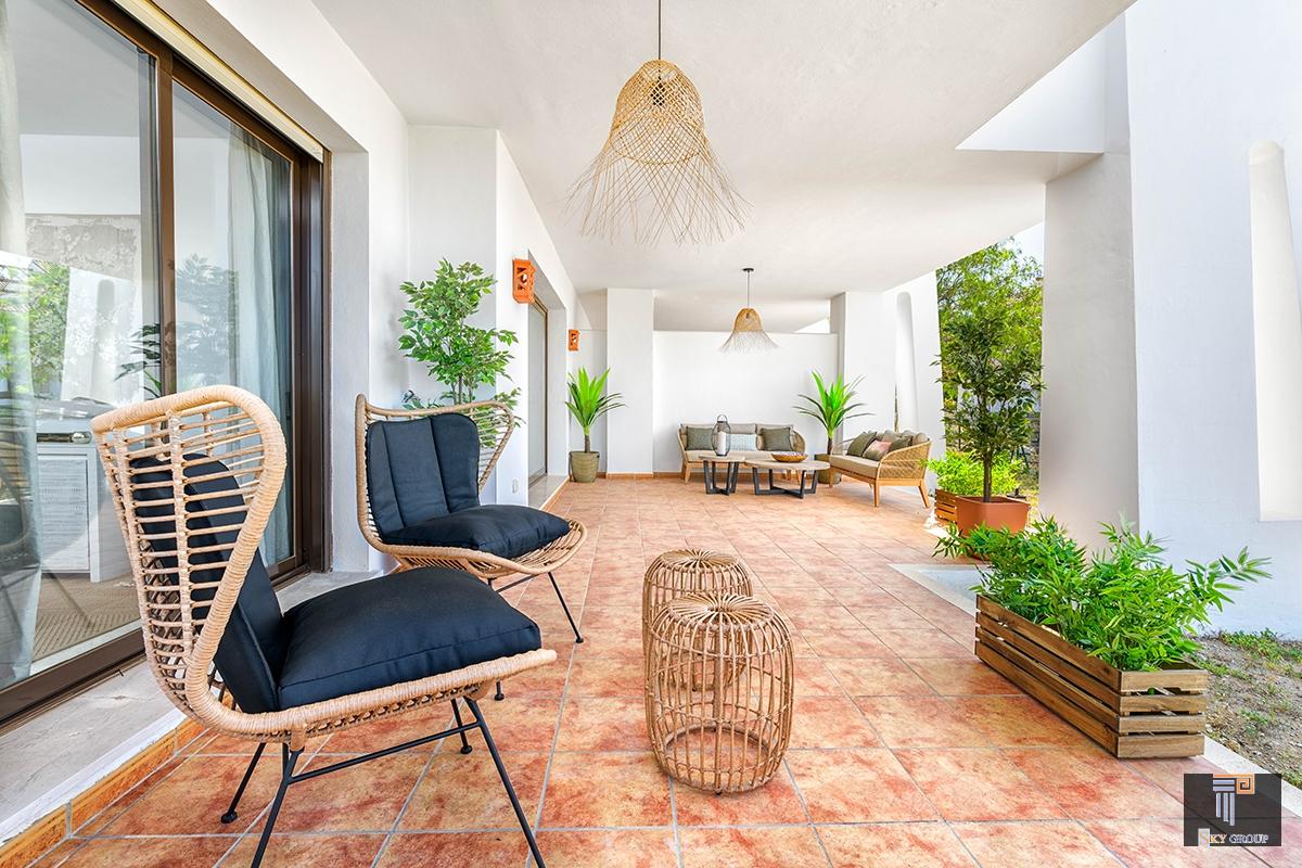 Petit Appartement en vente, nouveau à Casares Costa (Casares), 172.000 €