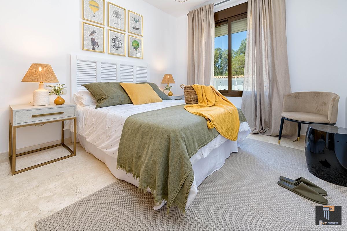 Petit Appartement en vente, nouveau à Casares Costa (Casares), 271.000 €