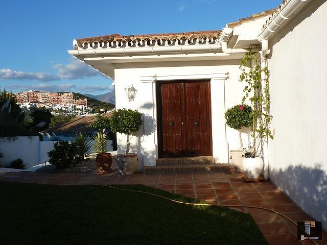 Villa en vente à Los Hidalgos (La Duquesa), 450.000 €