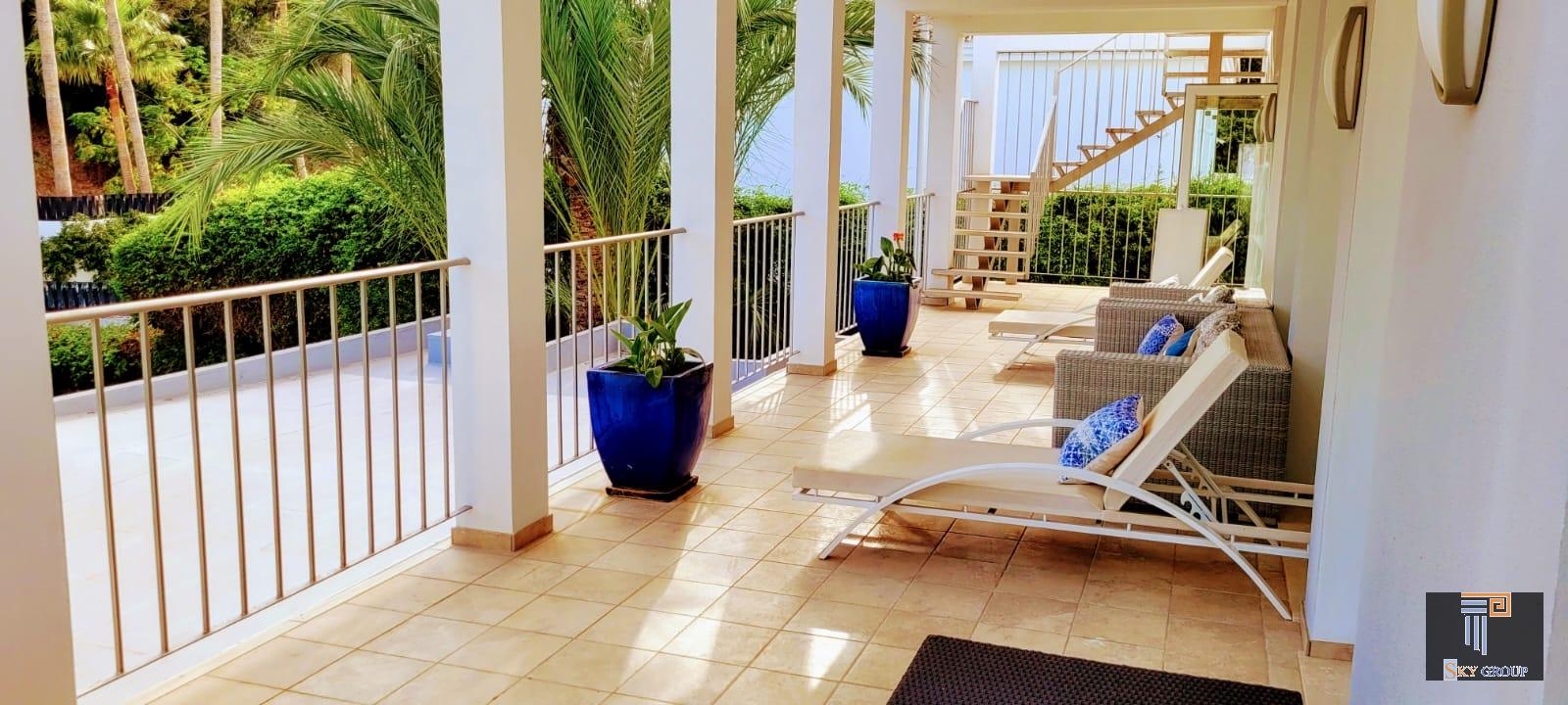 Luxuriöse Villa zu vermieten in Nueva Andalucía